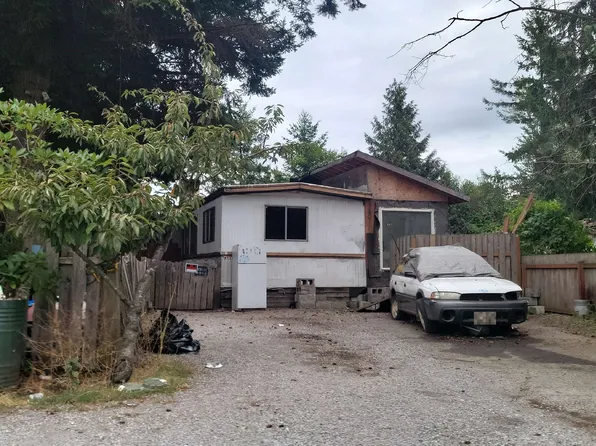 7044 Tall Cedars Ln, Ferndale, WA 98248