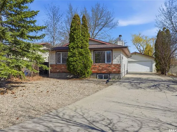 6602 Collins BAY, Regina, SK S4X 1T2