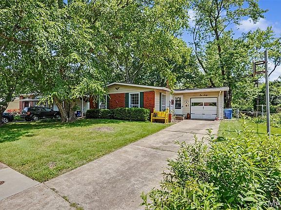 2nd image of 160 Humes Ln