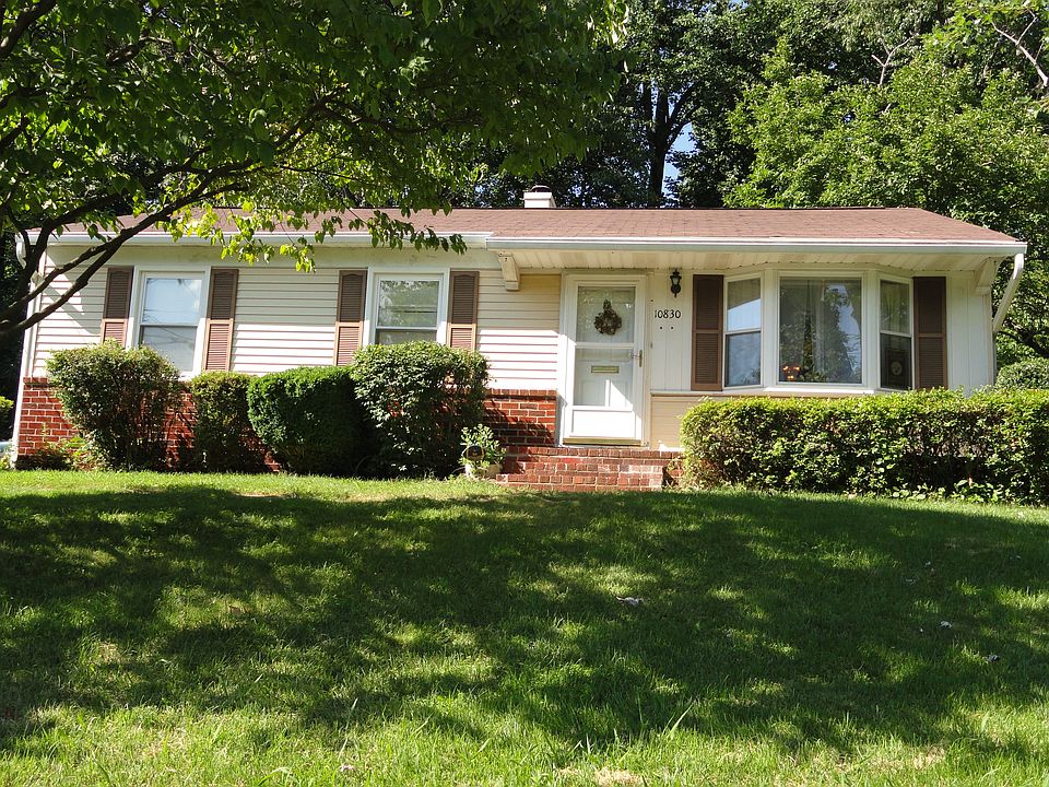 1st image of 10830 Woodhaven Dr