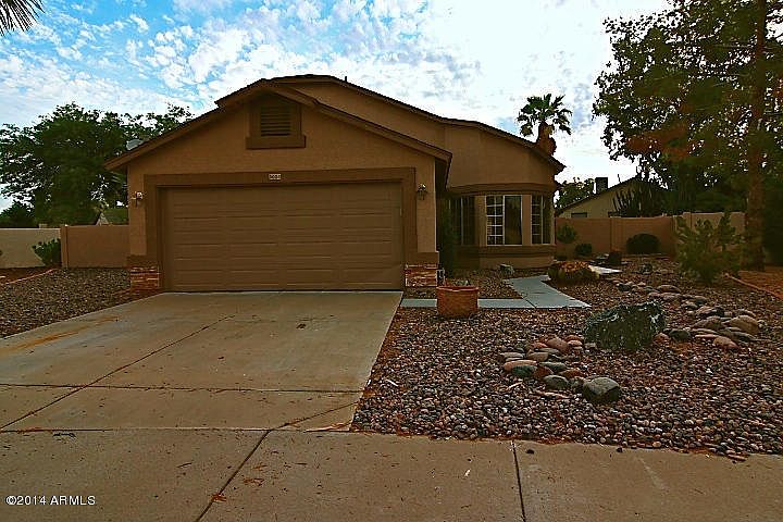 1st image of 3020 E Siesta Ln
