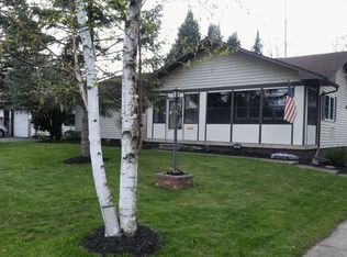 603 Locust Dr, Utica, NY 13502