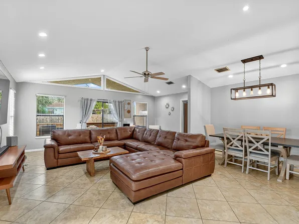 7555 Hilltop Drive, Lake Worth, FL 33463