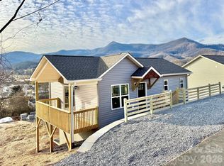 180 Carsen Loop, Waynesville, NC 28785