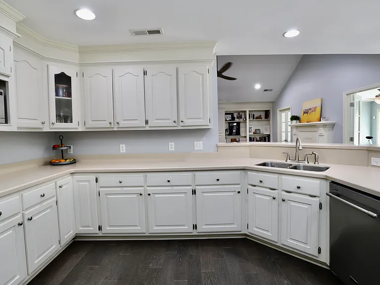 595 Saint Augustine Dr — Photo 45