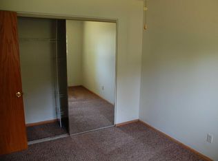 4864 101st Ln NE APT 1, Circle Pines, MN 55014