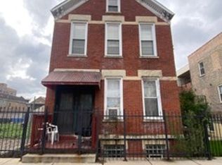 959 W 18th Pl, Chicago, IL 60608