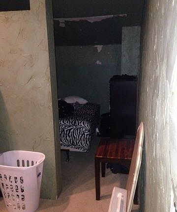 2nd image of 455 Sibley Trl