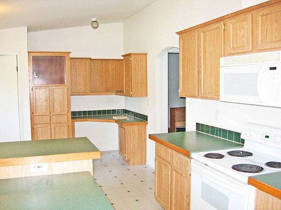 4th image of 11540 NE Hansen Ln