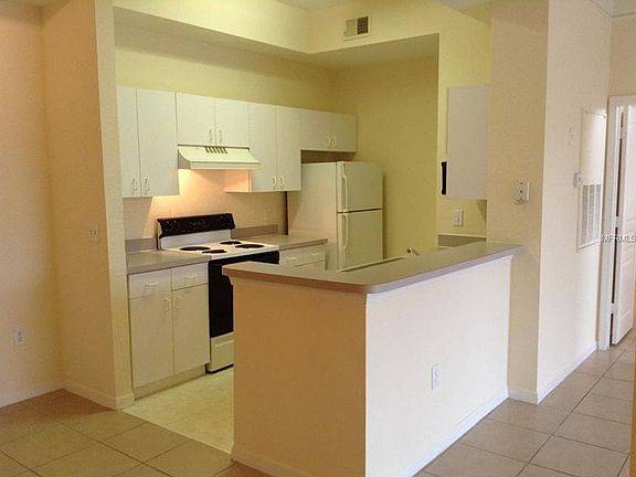 4th image of 17101 Carrington Park Dr APT 422