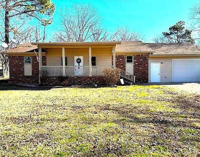 1st image of 90 Sassafras Cir