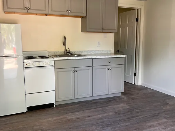 2 Melvin Ave, Old Orchard Beach, ME 04064