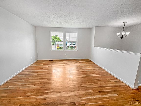 3rd image of 4303 Champdale Ln