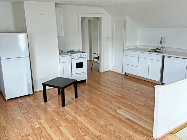 35 Lloyd Rd #3, Watertown, MA 02472