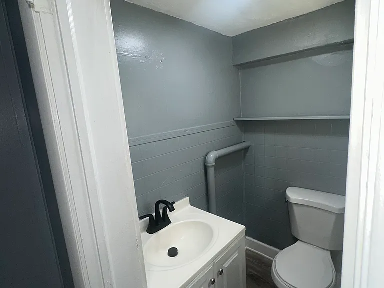 84 Washington St #1R — Photo 7