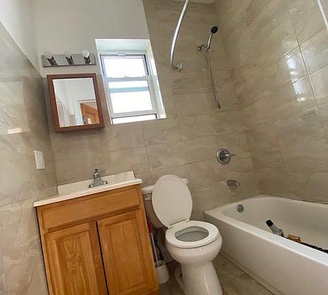 4th image of 10617 Waltham St #1R
