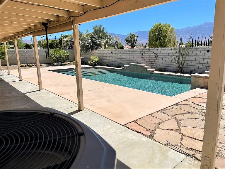 30399 Sterling Rd — Photo 40