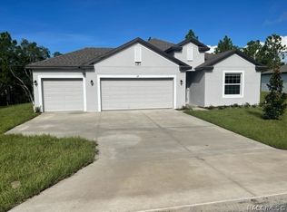 24 Hackberry Dr, Homosassa, FL 34446