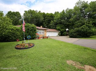 729 E Broad St, Hazleton, PA 18201