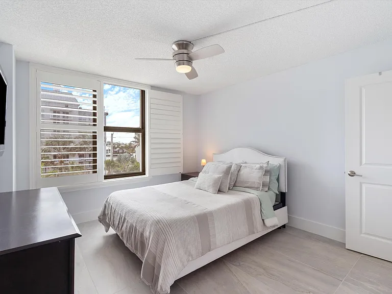 3115 S Ocean Blvd #302 — Photo 23