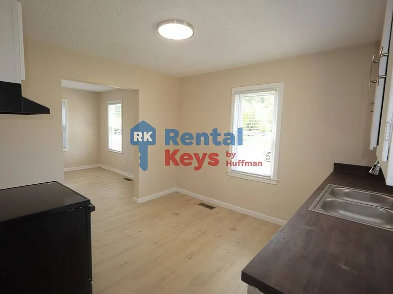 2208 Margybeth Ave — Photo 10