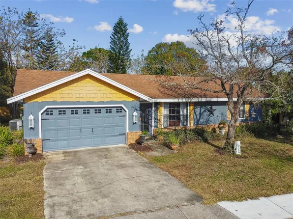 800 Lighthouse Cv, Sanford, FL 32773