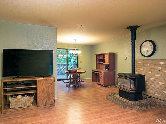 2nd image of 41920 SE 168th St