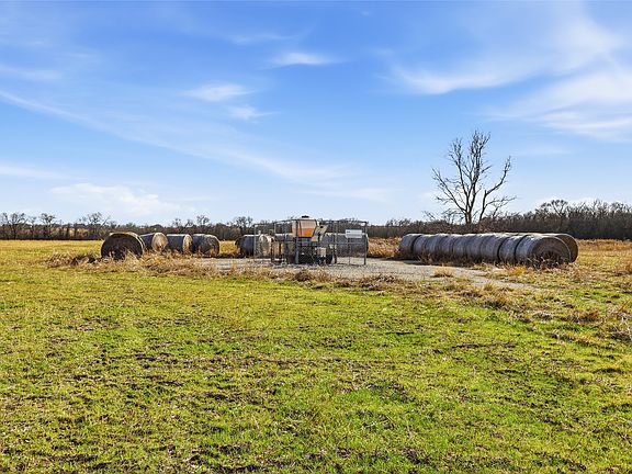 2nd image of Donald Rd