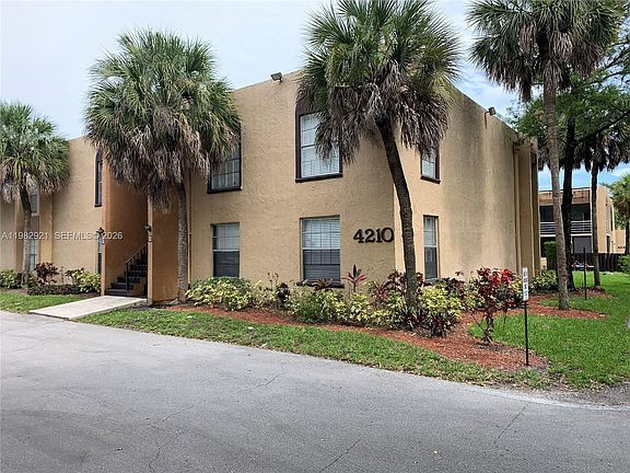 2nd image of 4210 NW 21st St APT 102
