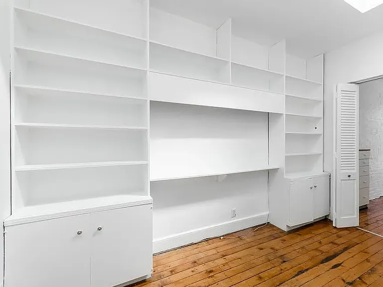 306 E 81st St #2 — Photo 10
