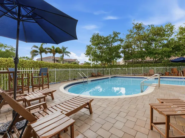 5673 NW 117th Avenue, Coral Springs, FL 33076