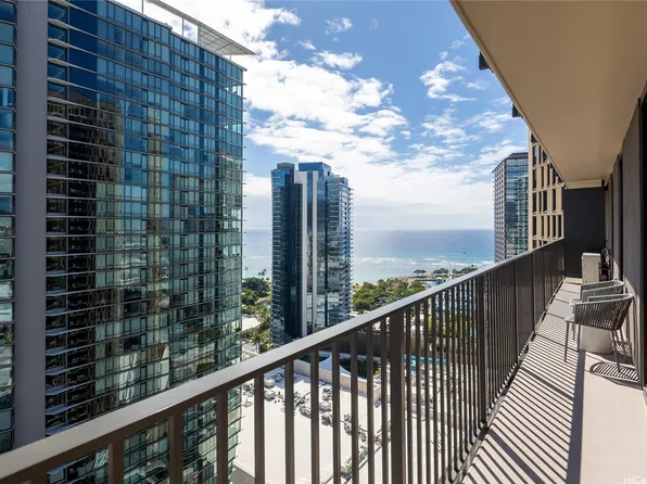 987 Queen St #3014, Honolulu, HI 96814
