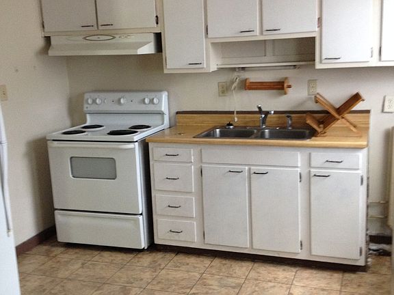 3rd image of 7319 E 53rd St