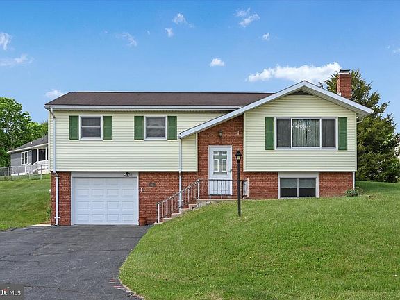 2nd image of 1525 Jody Ave