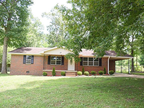 5th image of 77 Vickie Ln
