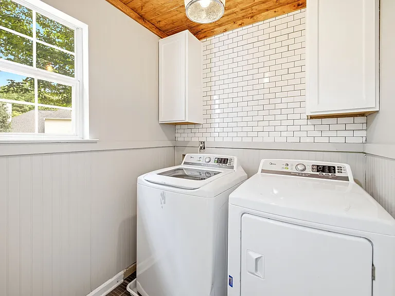 6330 N Glen Dr — Photo 20