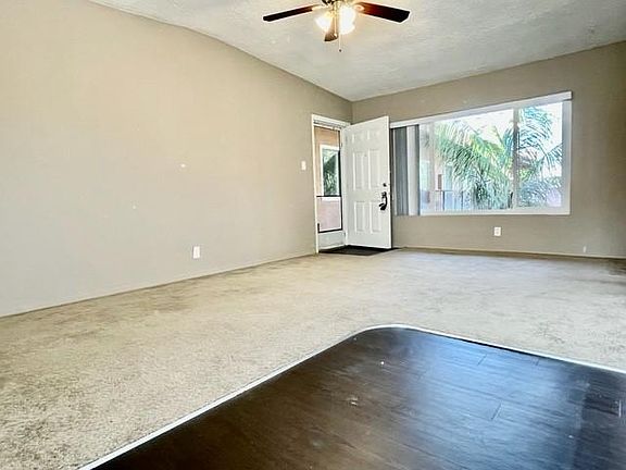 4th image of 1810 W Sallie Ln #8