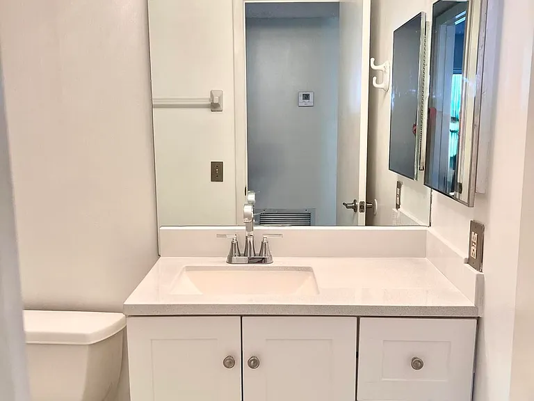 2865 SW 22nd Ave #108 — Photo 11