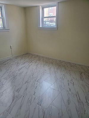 3rd image of 21-31 Steinway St #1