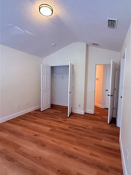 2529 Galliano Cir — Photo 32