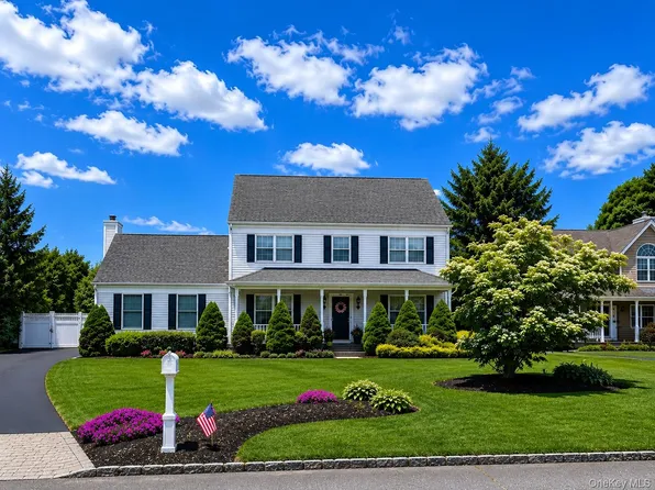 91 Tallmadge Trail, Miller Place, NY 11764