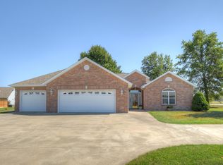 2544 S Fulton St, Carthage, MO 64836