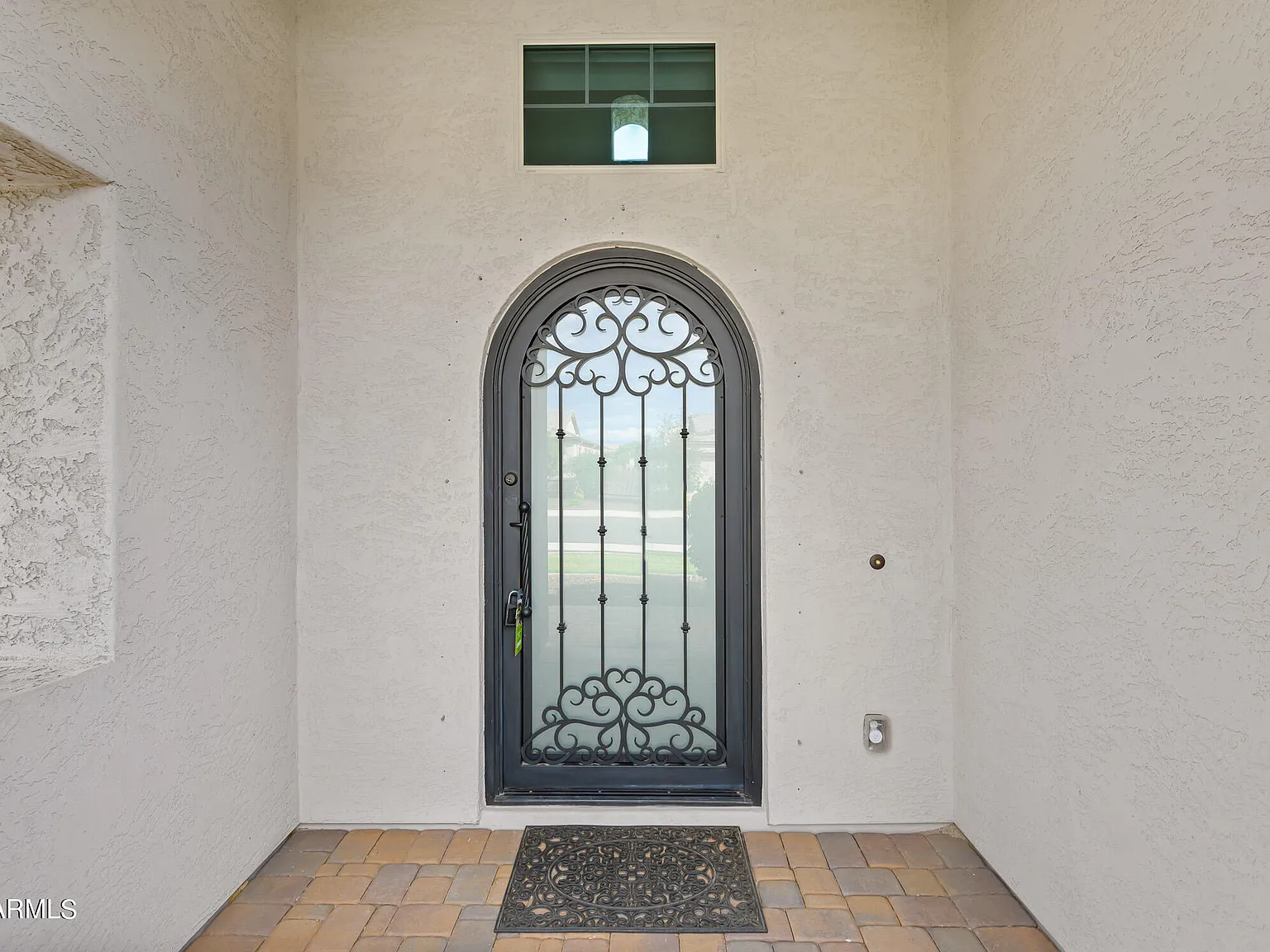 5 bed, 3.5 bath, 3771 sqft, $4,500 — Photo 2