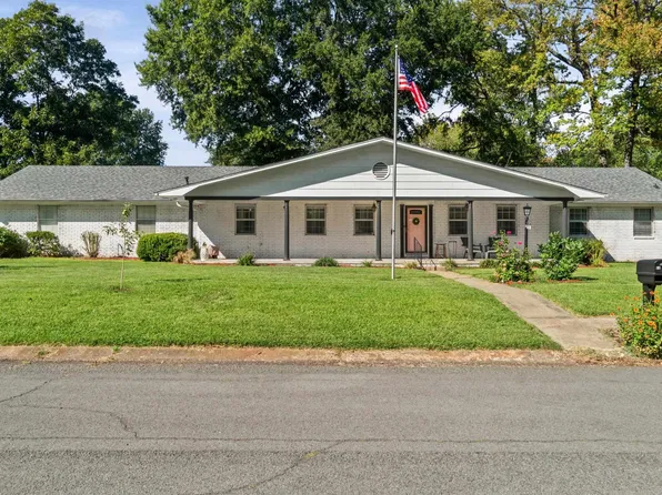 11 Deerwood Dr, Conway, AR 72034