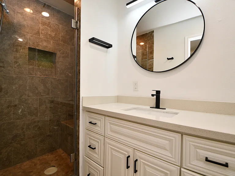 5951 Beaudry Dr — Photo 36