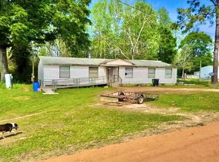 250 Bent Tree Cir, Douglas, GA 31535