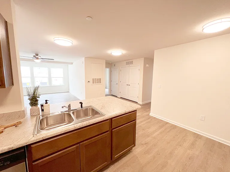 The Sullivan Apartments — Photo 9