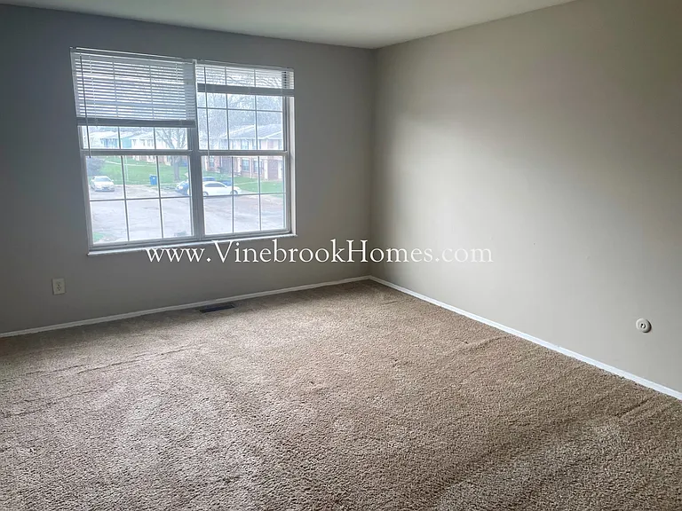 8259 Mount Carmel St — Photo 11