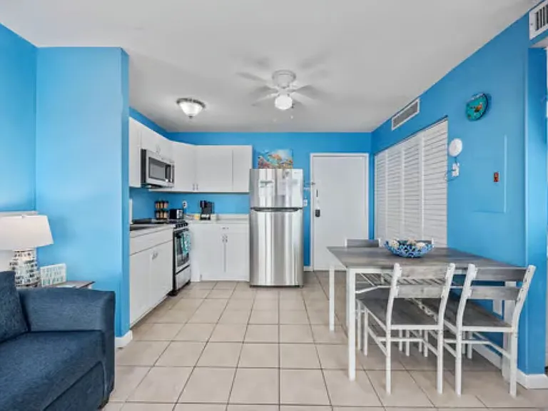 5907 S Kings Hwy #2105 — Photo 11