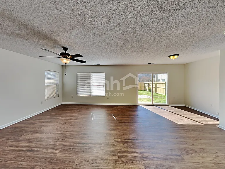 441 Tribune Dr — Photo 6